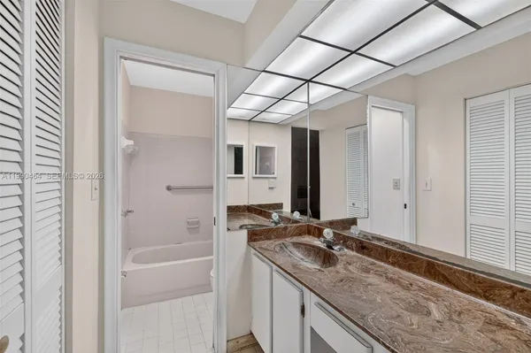 $350,000 | 10424 Northwest 70th Court, Tamarac, FL 33321