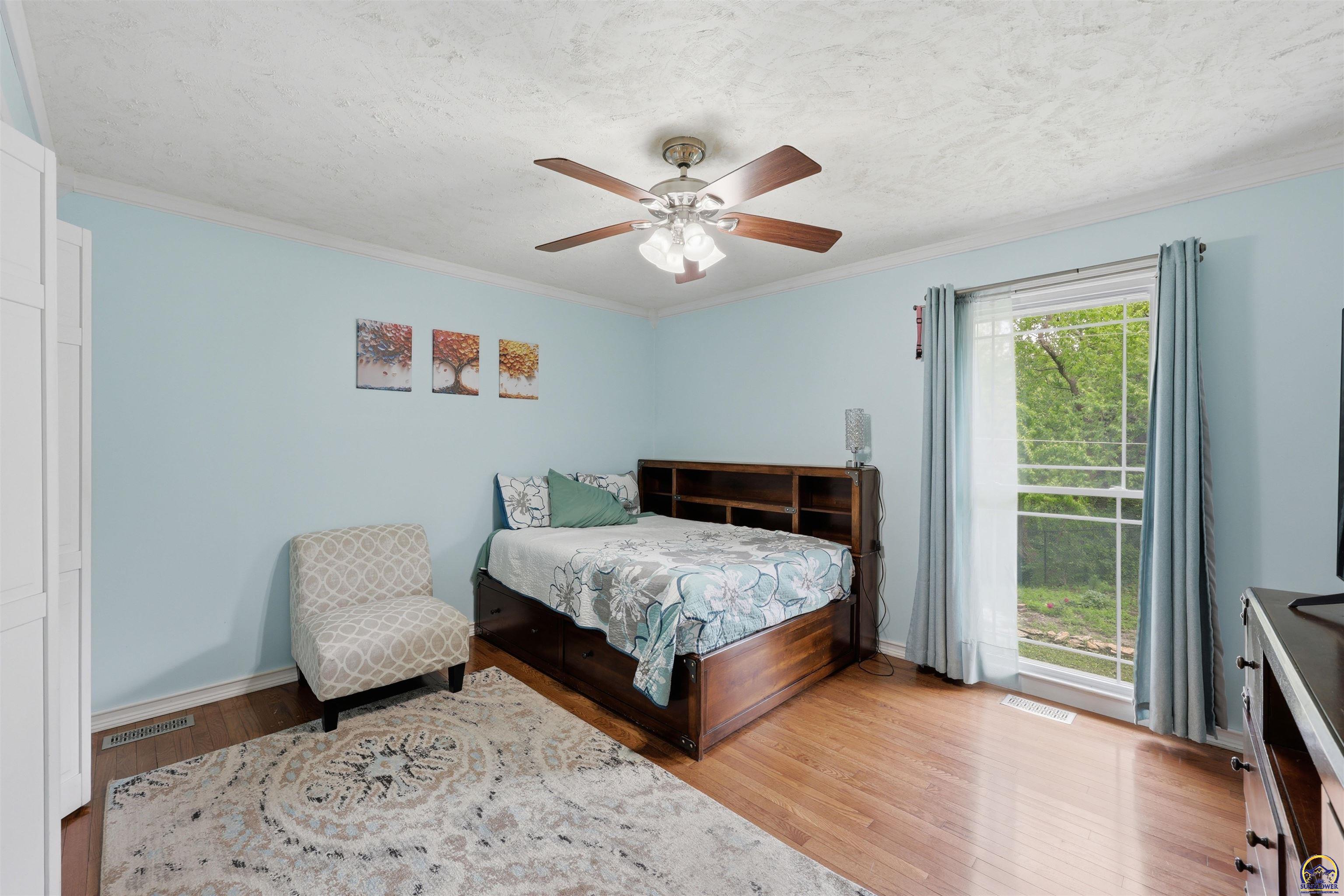 2518 Southwest Arrowhead Road Topeka, KS 66614 - Photo 15 of 30