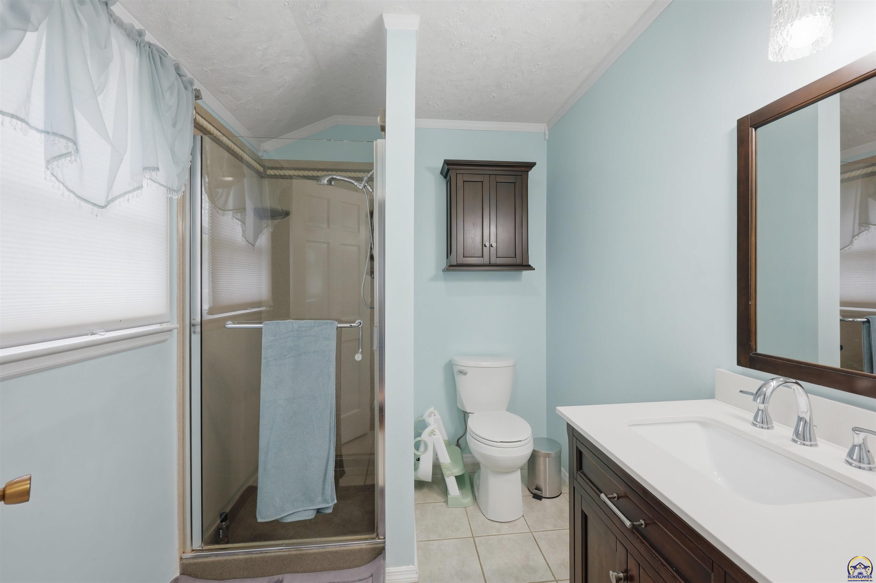 2518 Southwest Arrowhead Road Topeka, KS 66614 - Photo 24 of 30