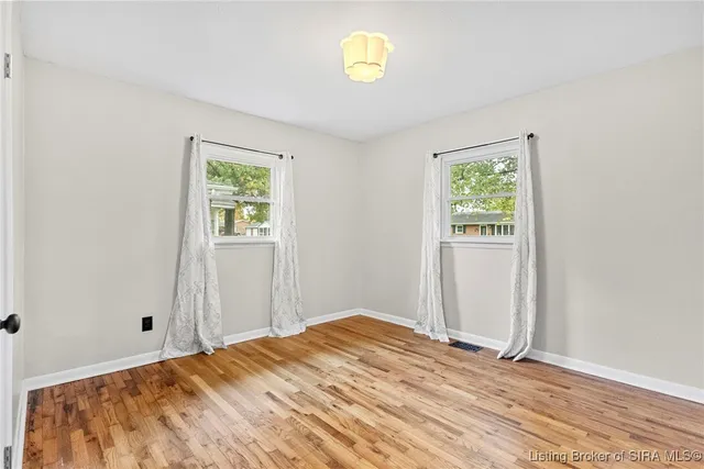 $232,000 | 310 Crestwood Drive, Madison, IN 47250