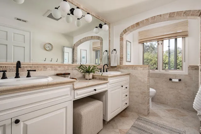 $15,000 | 20 East Constance Avenue, Santa Barbara, CA 93105