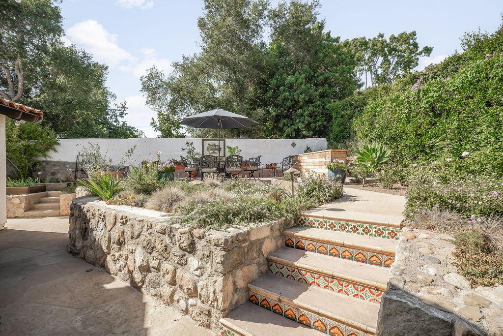 20 East Constance Avenue Santa Barbara, CA 93105 - Photo 31 of 38 JG-20EConstance-33