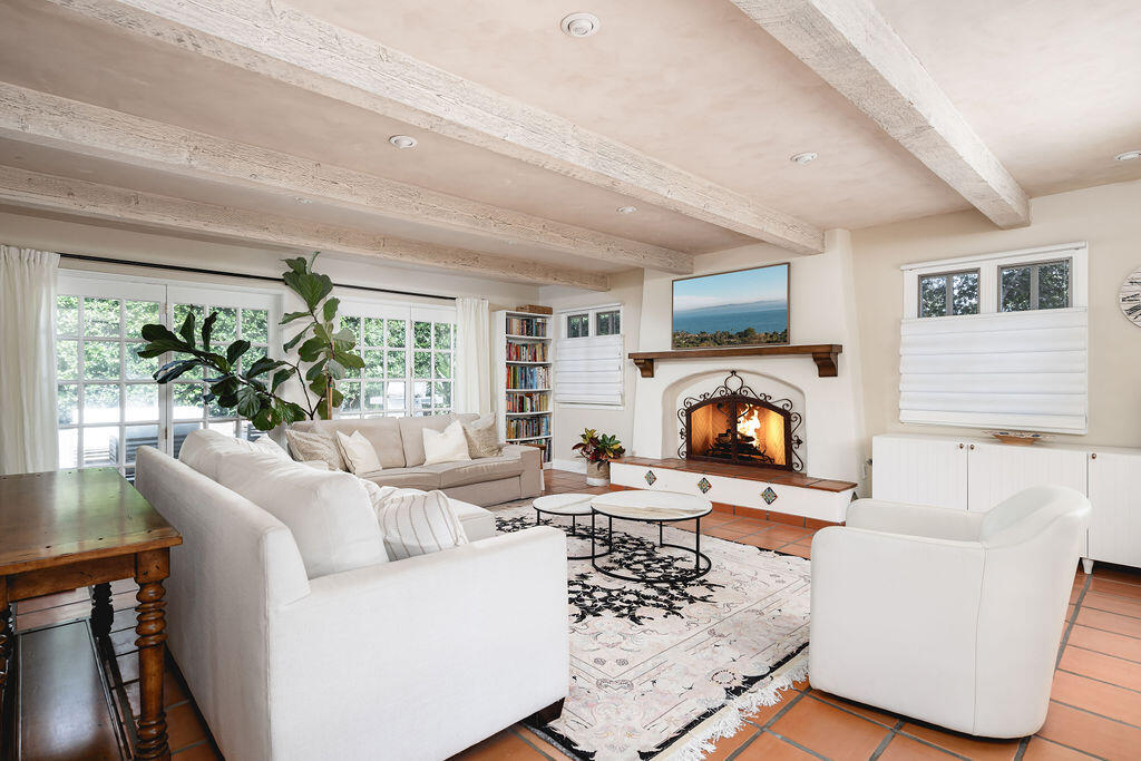 20 East Constance Avenue Santa Barbara, CA 93105 - Photo 4 of 38 JG-Constance-tv-1