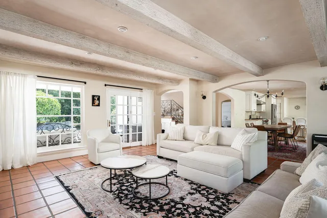 $15,000 | 20 East Constance Avenue, Santa Barbara, CA 93105