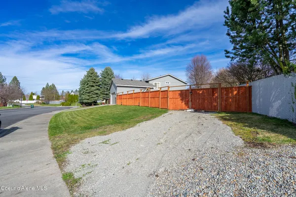 $637,600 | 2208 North Stagecoach Drive, Post Falls, ID 83854