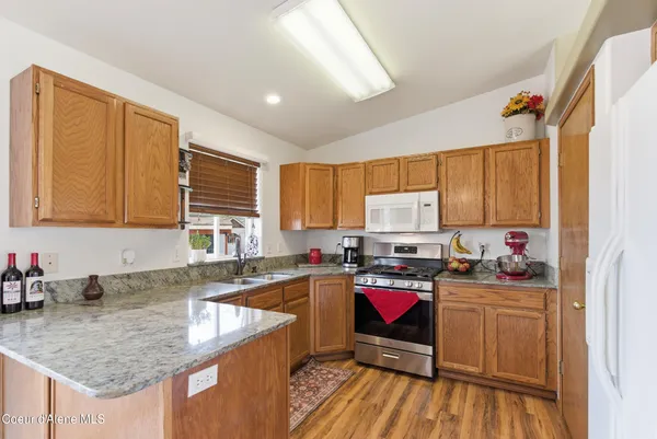 $637,600 | 2208 North Stagecoach Drive, Post Falls, ID 83854