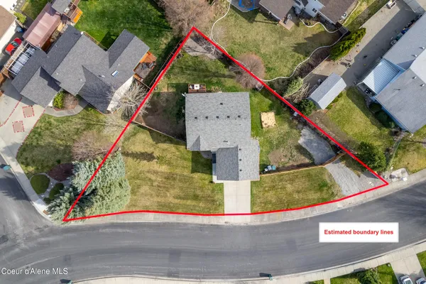 $637,600 | 2208 North Stagecoach Drive, Post Falls, ID 83854