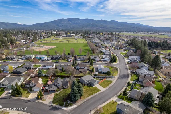 $637,600 | 2208 North Stagecoach Drive, Post Falls, ID 83854