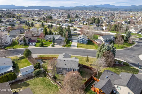 $637,600 | 2208 North Stagecoach Drive, Post Falls, ID 83854