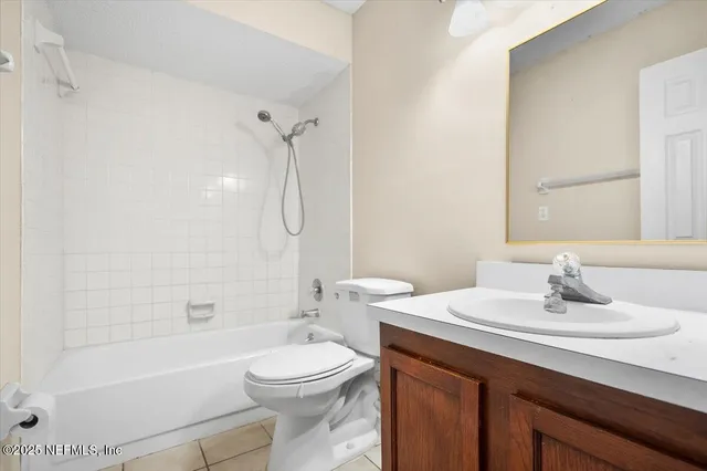 $1,300 | 3765 Crown Point Road, Unit 8, Jacksonville, FL 32257