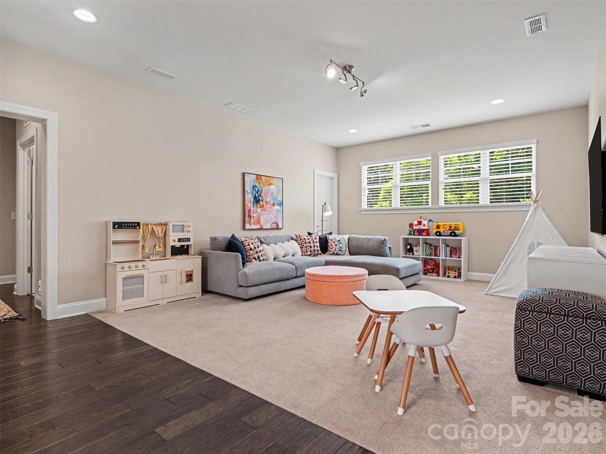 1020 North Sharon Amity Road Charlotte, NC 28211 - Photo 29 of 47