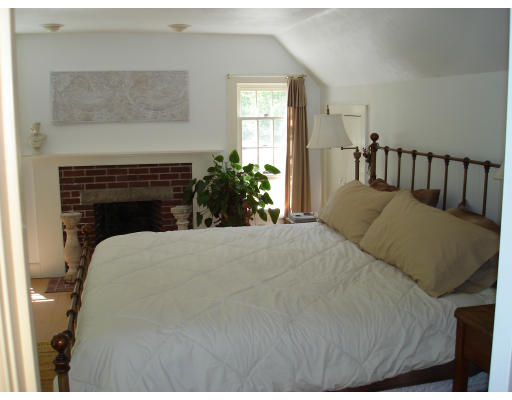55 Dennis Whitney Road Oakham, MA 01068 - Photo 12 of 14
