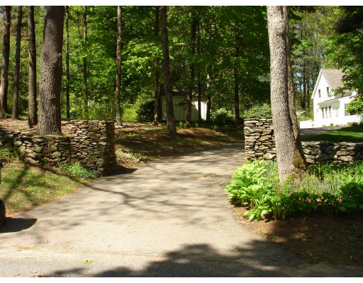 55 Dennis Whitney Road Oakham, MA 01068 - Photo 2 of 14