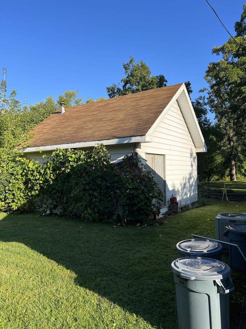 4N380 Maple Avenue Addison, IL 60101 - Photo 19 of 27 Gallery Image 19