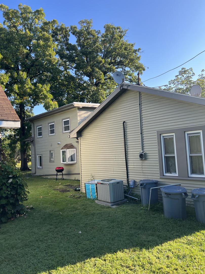 4N380 Maple Avenue Addison, IL 60101 - Photo 20 of 27 Gallery Image 20