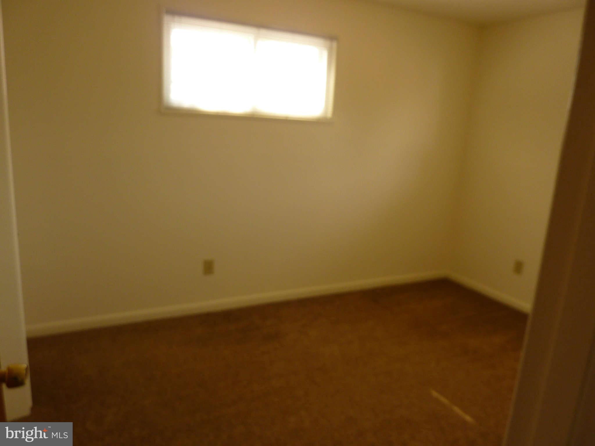 1133 Loxford Terrace Silver Spring, MD 20901 - Photo 18 of 30 Bedroom #3