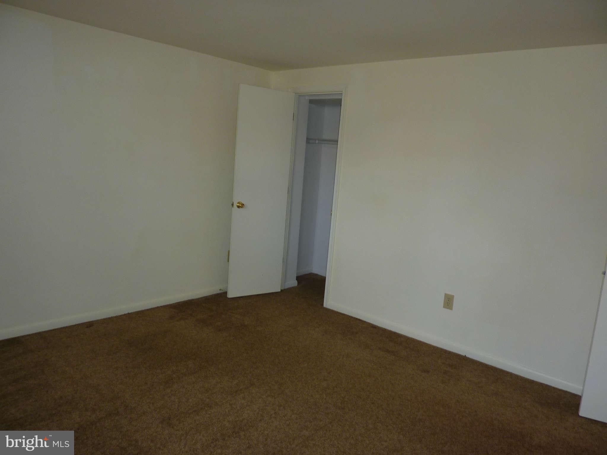 1133 Loxford Terrace Silver Spring, MD 20901 - Photo 21 of 30 Bedroom #6