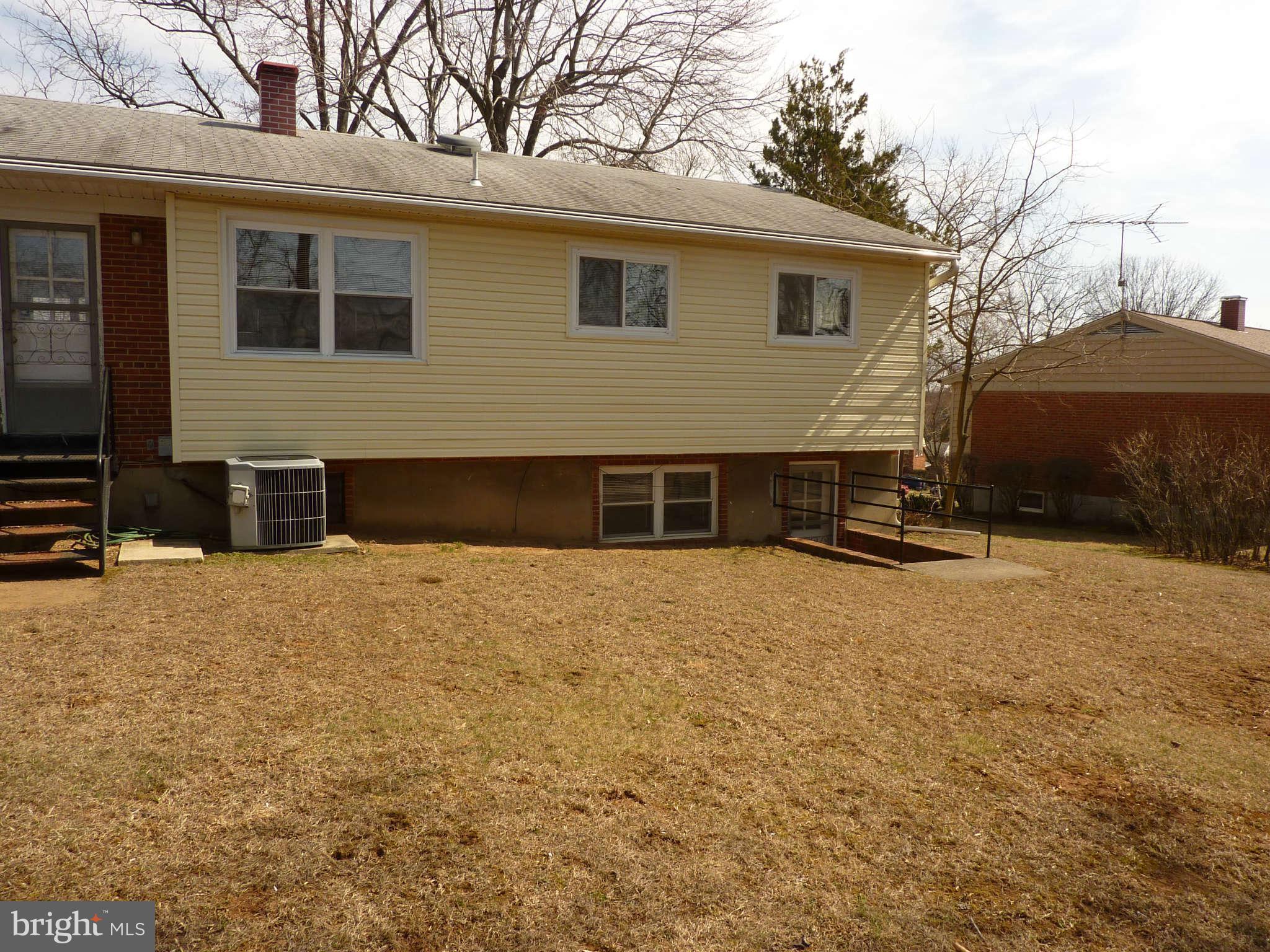1133 Loxford Terrace Silver Spring, MD 20901 - Photo 25 of 30 Exterior (Rear)