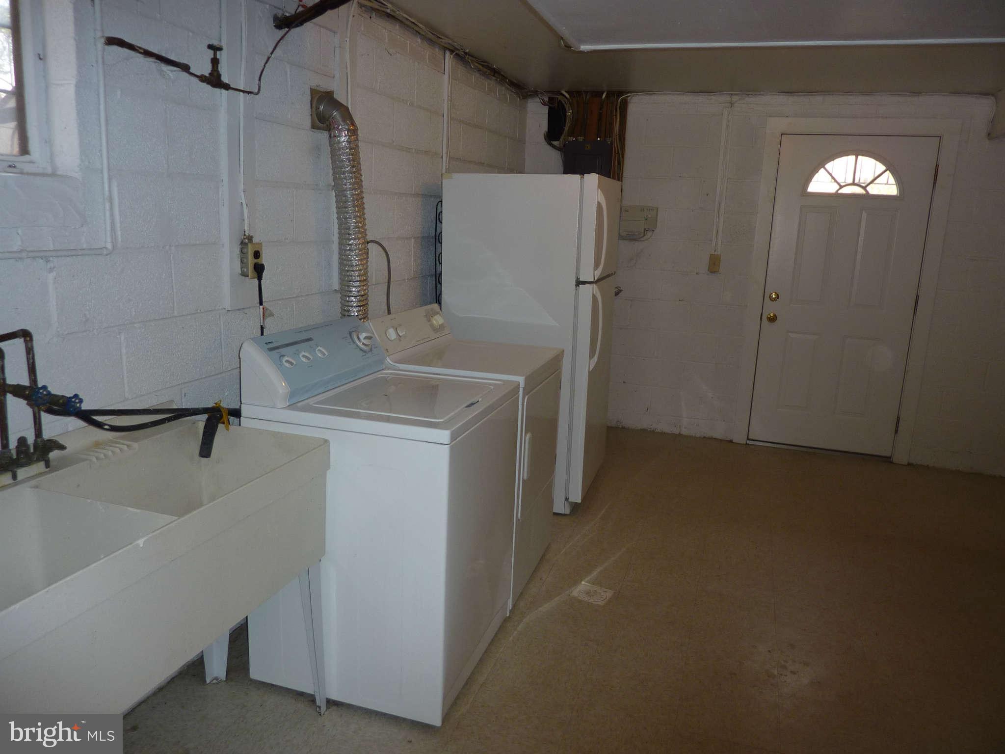 1133 Loxford Terrace Silver Spring, MD 20901 - Photo 28 of 30 Interior (General) - Separate Laundry Room
