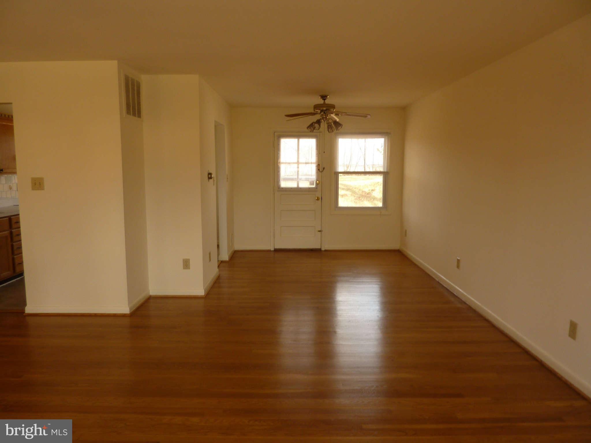 1133 Loxford Terrace Silver Spring, MD 20901 - Photo 8 of 30 Dining Room
