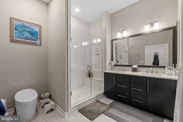 $899,999 | 5 Stationmaster Street Southeast, Unit 400, Leesburg, VA 20175