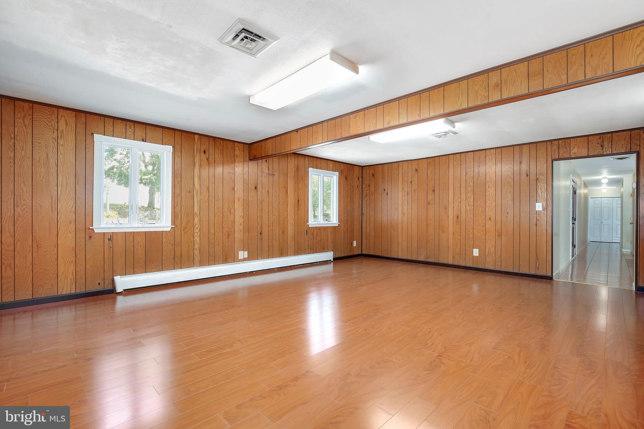 2551 Mullinix Mill Road Mount Airy, MD 21771 - Photo 16 of 34 Gallery Image 16