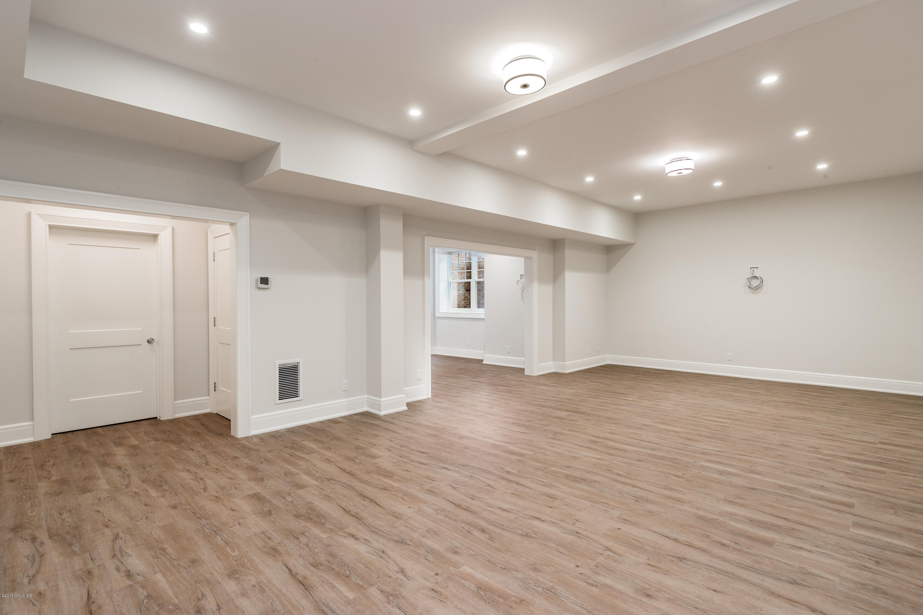 9 Shaw Place Riverside, CT 06878 - Photo 37 of 39 a view of empty room