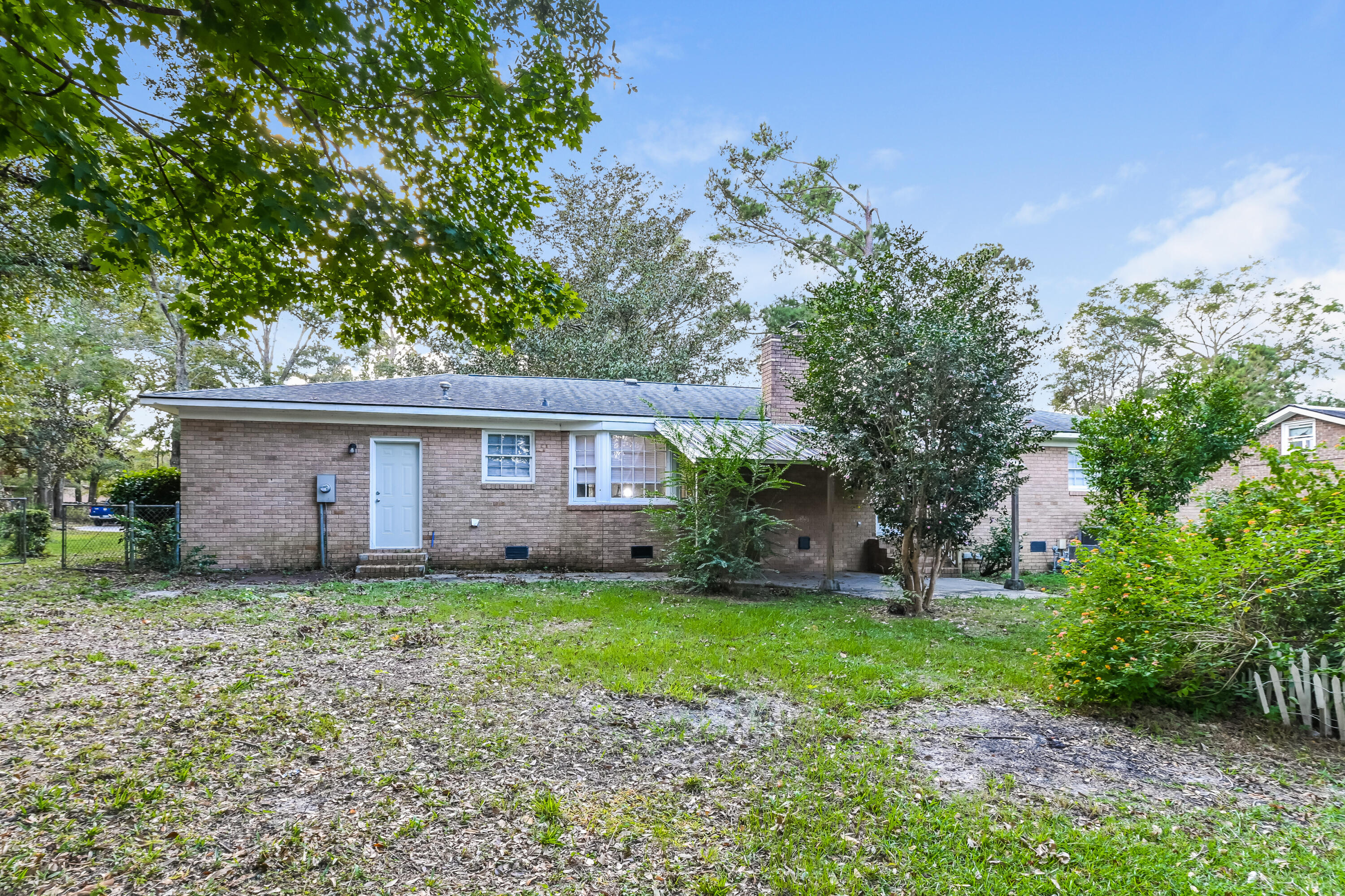 313 Grouse Road Summerville, SC 29485 - Photo 15 of 15 014-photo-rear-view-14085204