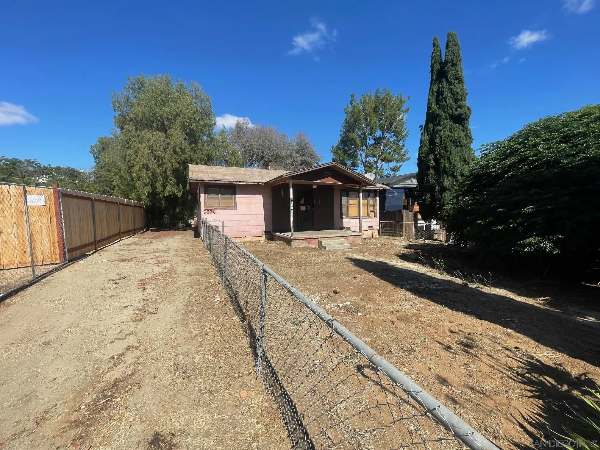 8574 Atlas View Drive Santee, CA 92071 - Photo 2 of 9