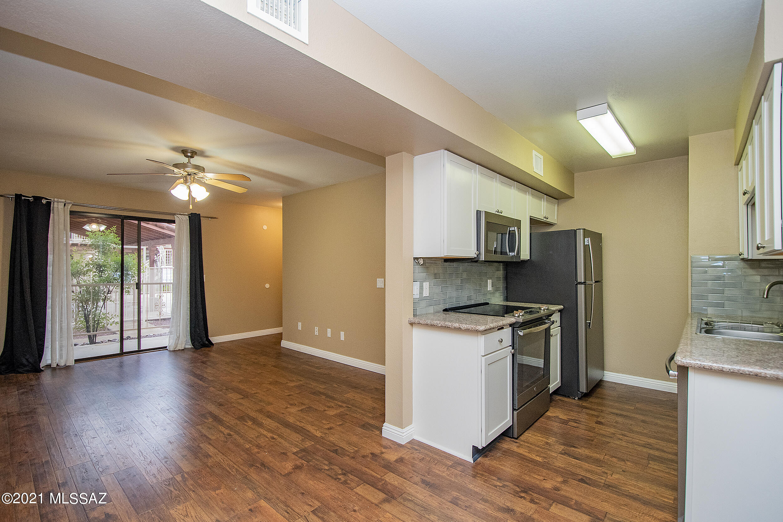3357 North Country Club Road, Unit 35 Tucson, AZ 85716 - Photo 2 of 22