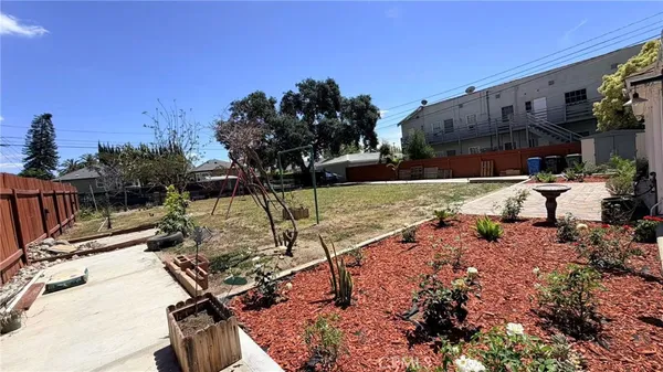 $1,168,000 | 111 Poinsettia Avenue, Monrovia, CA 91016