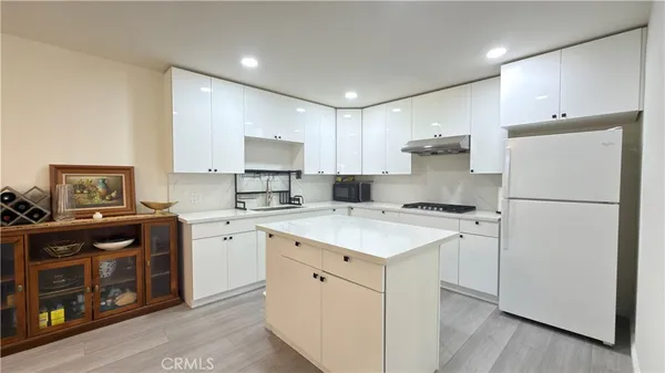 $1,168,000 | 111 Poinsettia Avenue, Monrovia, CA 91016