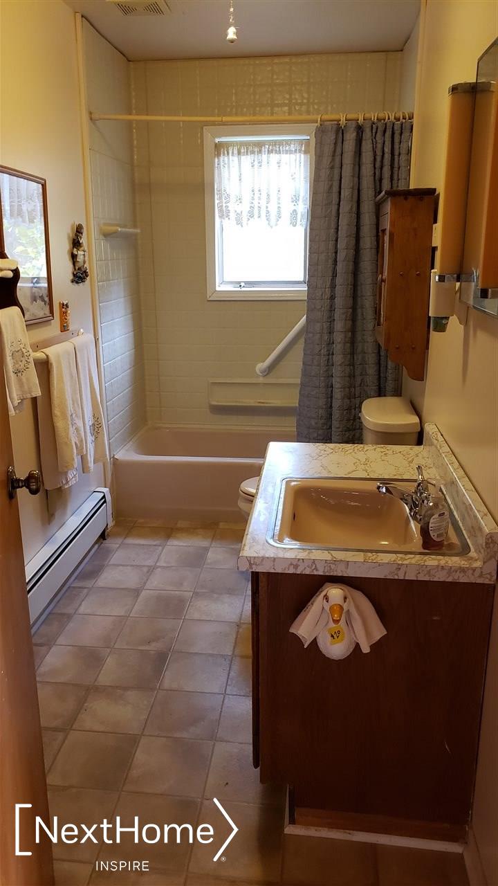 9090 West Mount Morris Road Flushing, MI 48433 - Photo 12 of 29 50027552-11.JPG