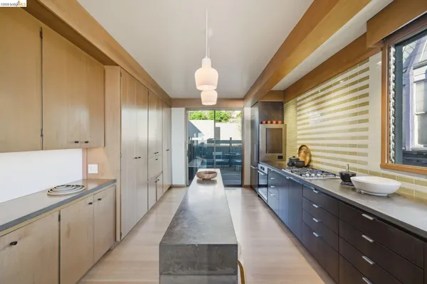 $2,695,000 | 606 Grizzly Peak Boulevard, Berkeley, CA 94708