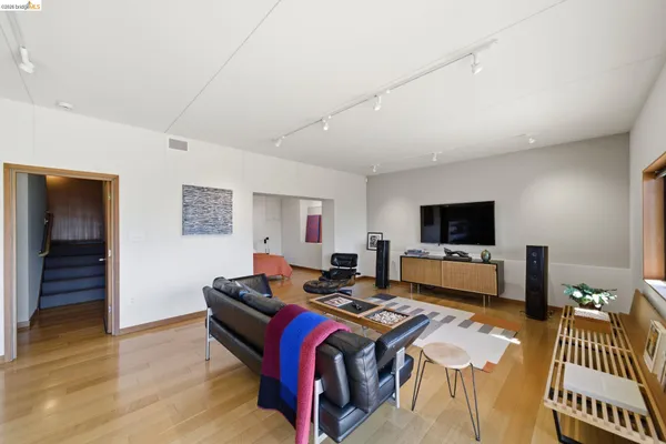 $2,695,000 | 606 Grizzly Peak Boulevard, Berkeley, CA 94708