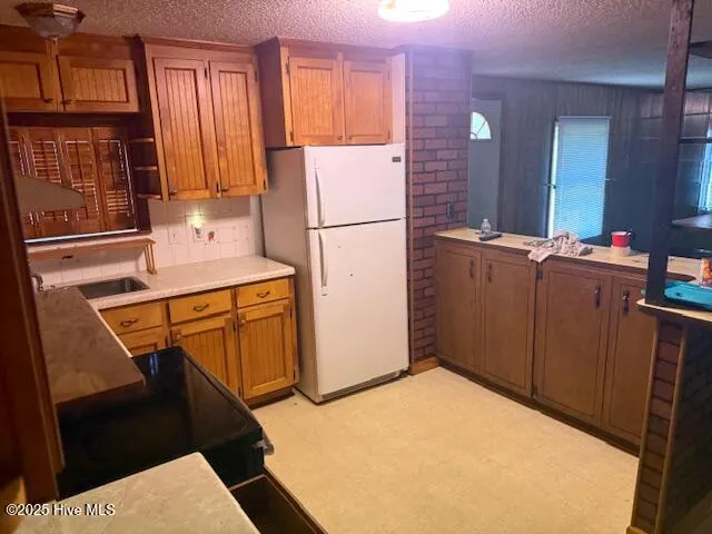 $129,000 | 323 Pierce Road, Hallsboro, NC 28442