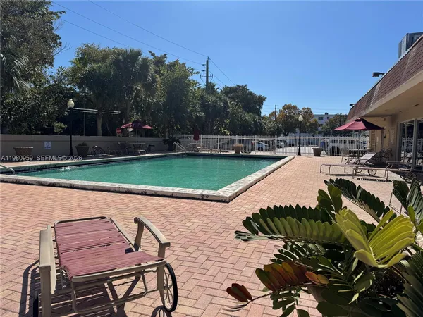 $1,700 | 1800 Sans Souci Boulevard, Unit 341, North Miami, FL 33181