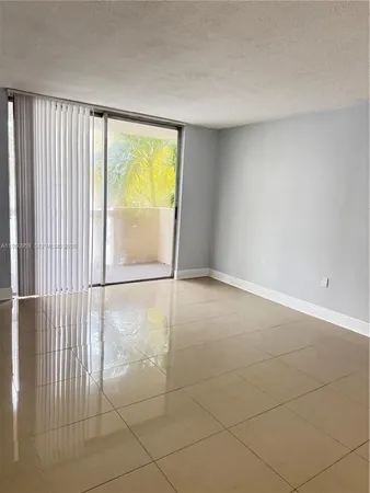 $1,700 | 1800 Sans Souci Boulevard, Unit 341, North Miami, FL 33181
