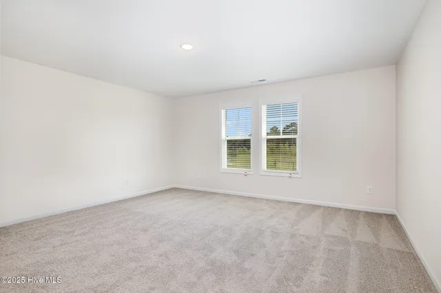 $309,950 | 8 West Emily Gardens Drive, Selma, NC 27576