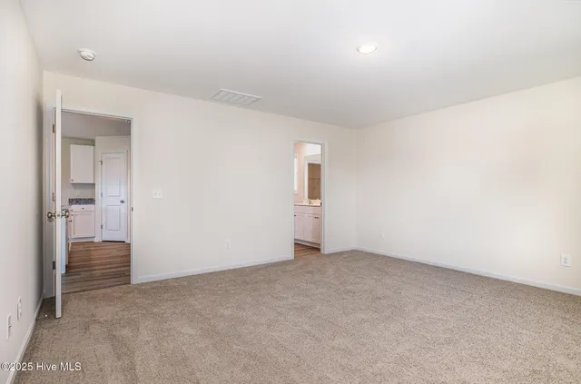 $309,950 | 8 West Emily Gardens Drive, Selma, NC 27576