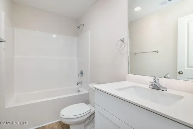 $309,950 | 8 West Emily Gardens Drive, Selma, NC 27576