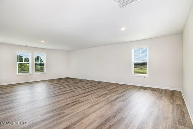 $309,950 | 8 West Emily Gardens Drive, Selma, NC 27576