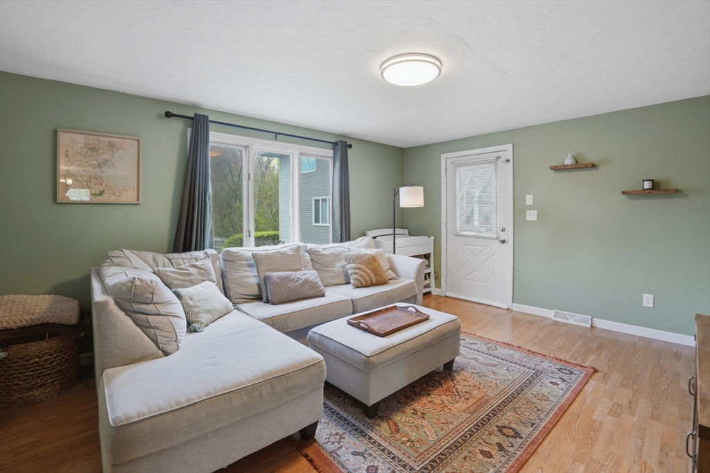 125 Chapin Road, Unit 3E Hudson, MA 01749 - Photo 2 of 20