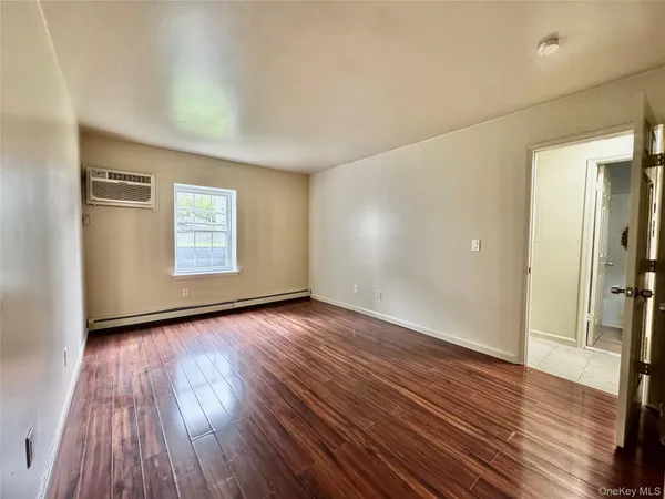 $2,300 | 5 Lexington Hills Road, Unit 7, Harriman, NY 10926