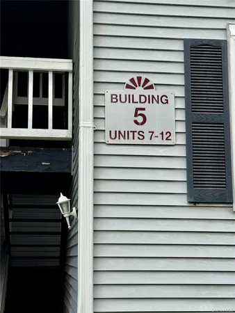 $2,300 | 5 Lexington Hills Road, Unit 7, Harriman, NY 10926