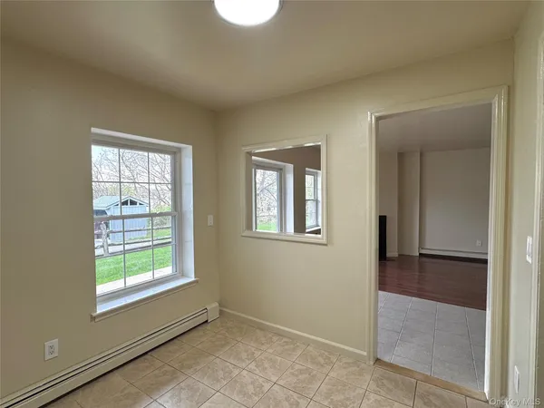 $2,300 | 5 Lexington Hills Road, Unit 7, Harriman, NY 10926