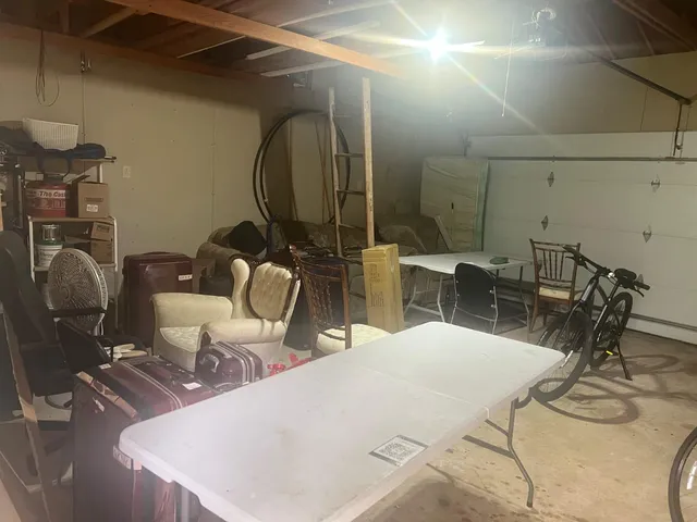 $1,000 | 19 Austin Lane, Huntington, NY 11743