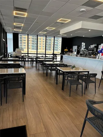 $2,350 | 2301 South Ocean Drive, Unit 606, Hollywood, FL 33019