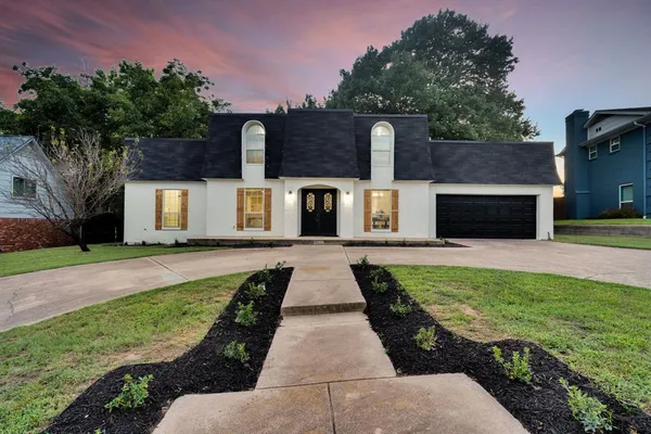 $399,000 | 4220 Dawn Drive, Benbrook, TX 76116