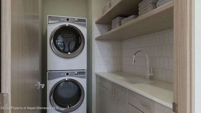 $3,950,000 | 151 Lakeview Drive, Basalt, CO 81621